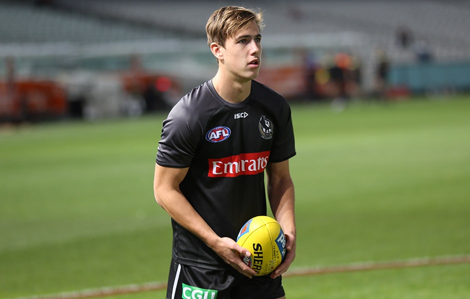 CalBrownHORIZMCG.png Callum Brown warming up at the MCG - Collingwood Magpies